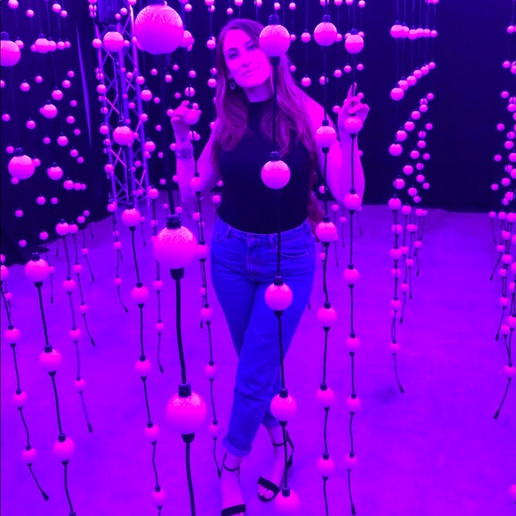 Meet The Posher - Picture 2 of 2